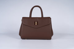Set consisting of a medium-sized women's handbag with an extremely attractive and elegant design and a large Brown wallet