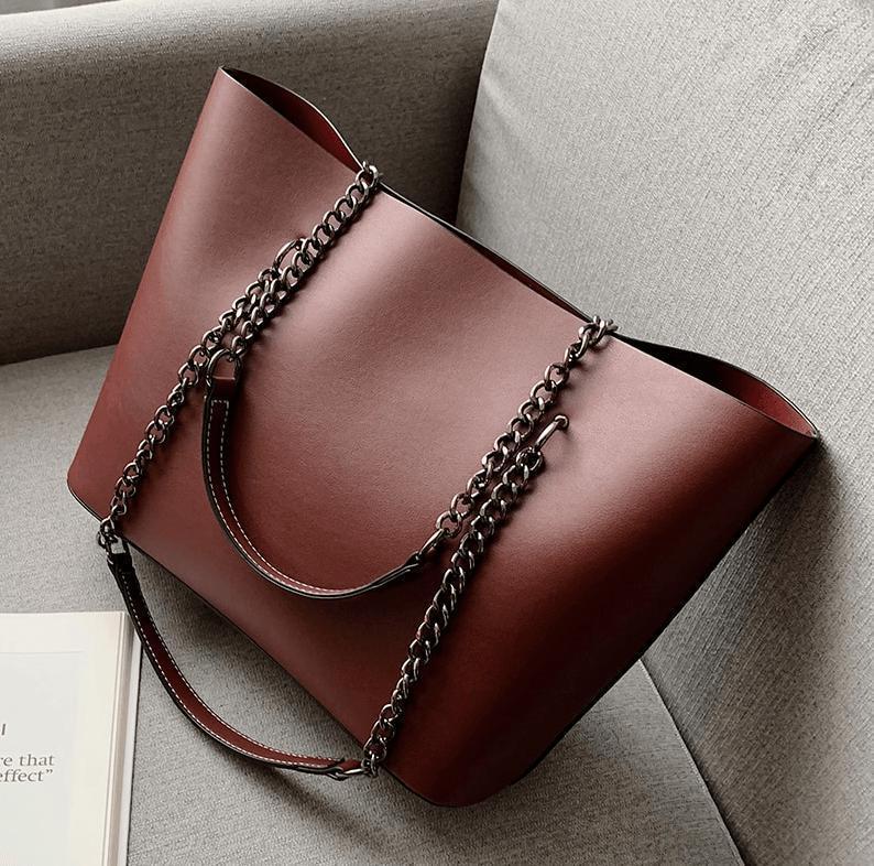 Luxury women leather shoulder bag in Burgundy