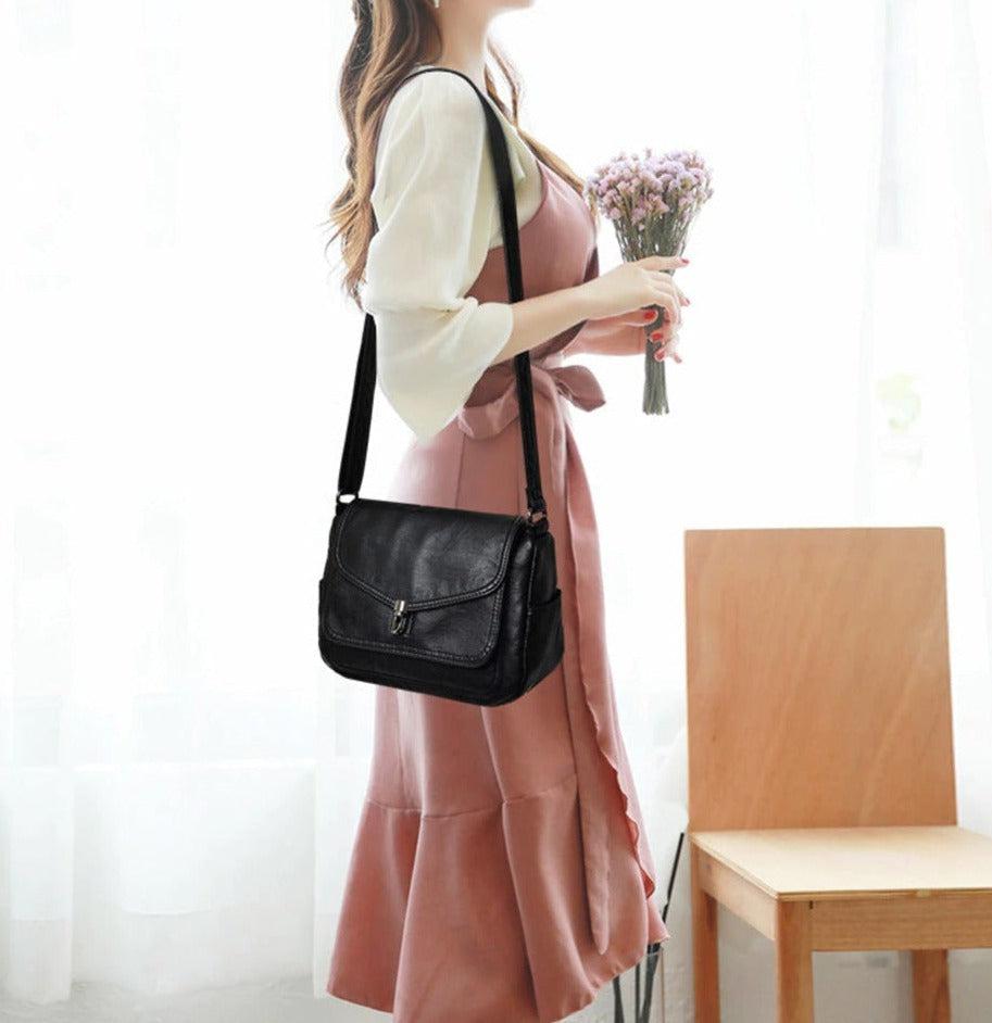 Small Casual Crossbody Leather Bag - Black