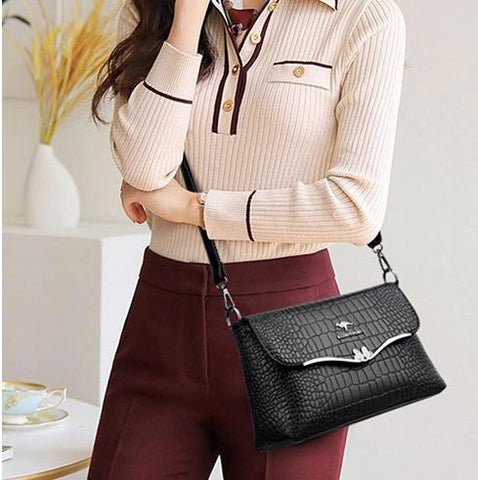 Small croc flap women bag in Black-Evorastyle.ae